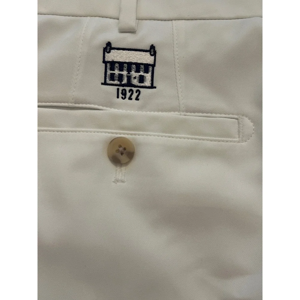 Peter Millar White Performance Golf Shorts 1922 House Embroidery Size 42